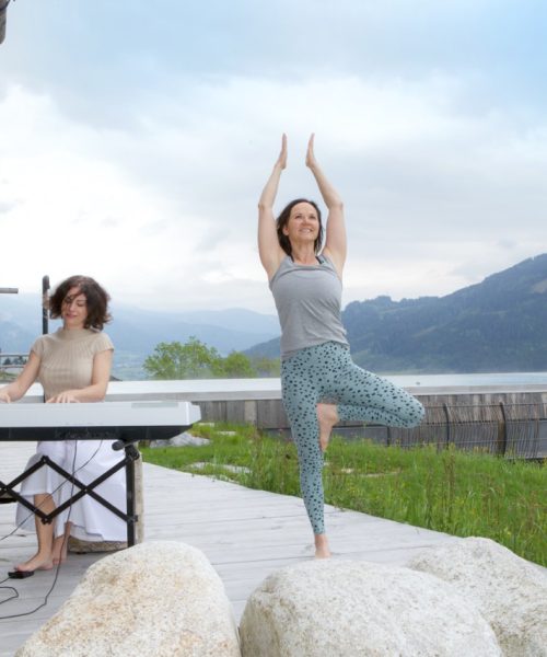 04.yoga-mountain-days-leogang-retreat-priesteregg-mama-thresl-berge-alpen-credit-by-birgit-downar (33) Large